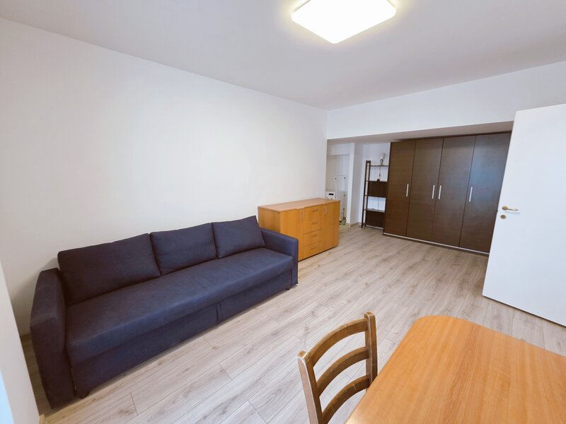 Balcescu, Sephora, 2 cam. bl. 1960 et. 6 mobilat, 56 mp balcon pet friendly