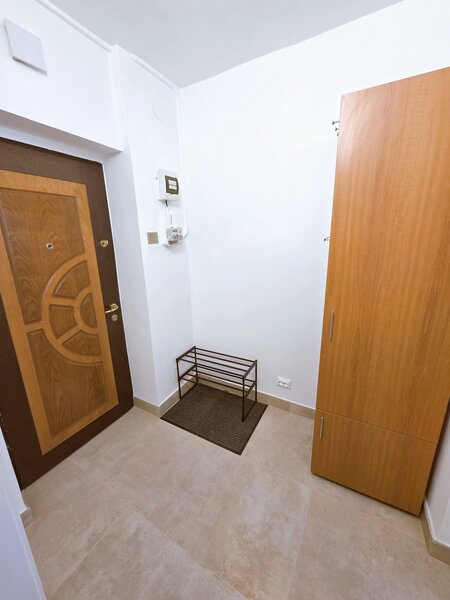 Balcescu, Sephora, 2 cam. bl. 1960 et. 6 mobilat, 56 mp balcon pet friendly